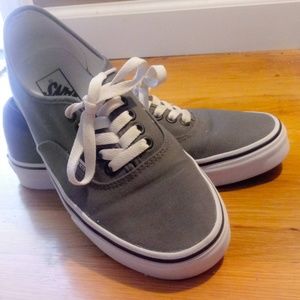 Vans Authentic Grey Size 8.5 + spray coating